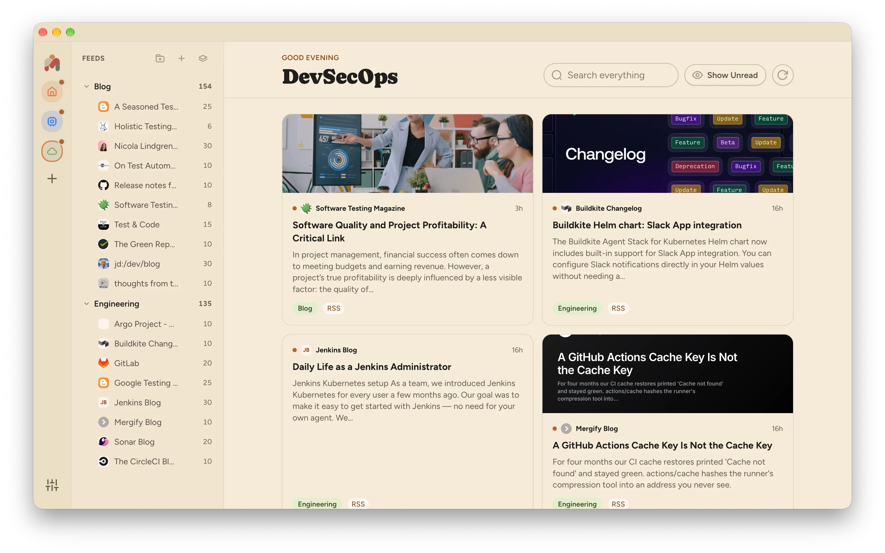 The Monfil workspace in light mode, with feeds on the left and articles on the right